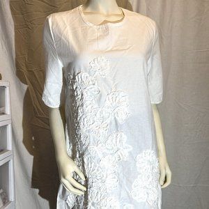 NWOT Depending On The Horizon White Floral Dress Size XL Teens